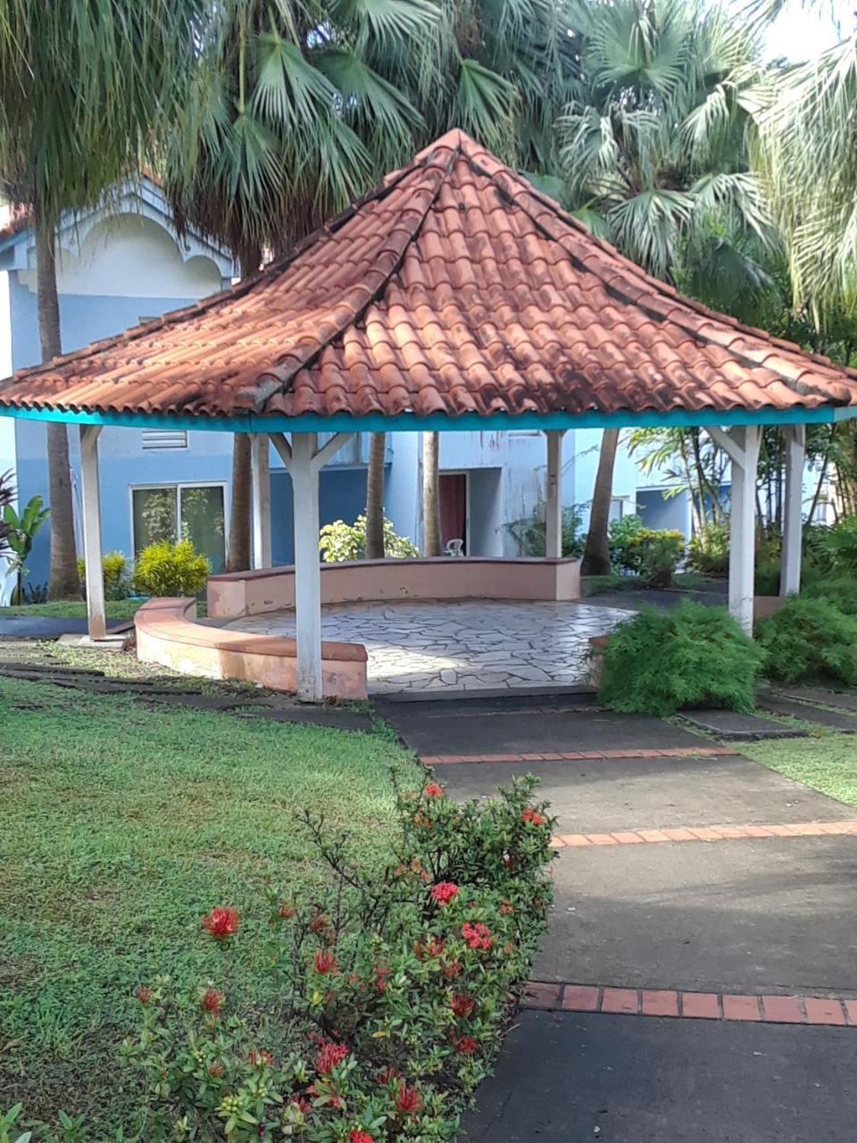 Residence Des Salines Sainte-Anne Dış mekan fotoğraf